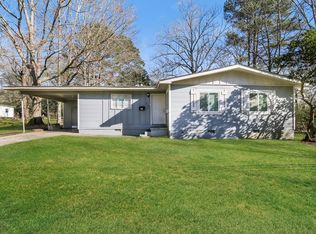 3162 Oak Forest Dr, Jackson, MS 39212