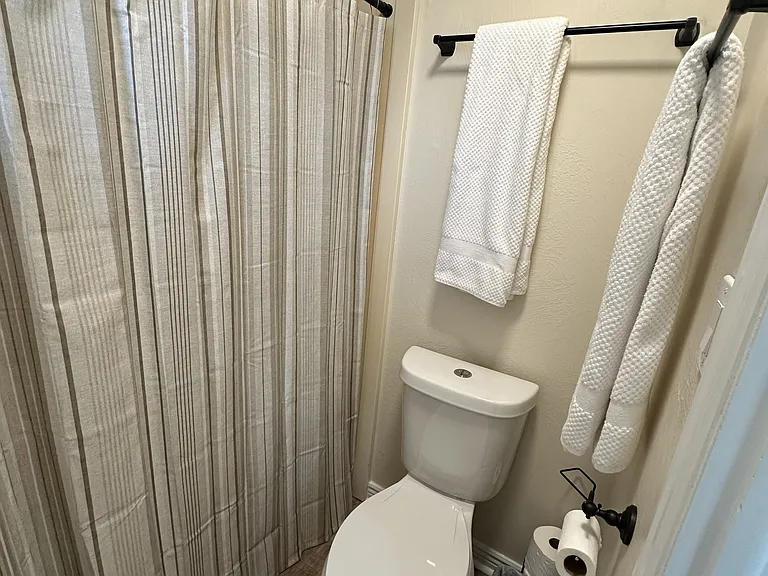 1007 Tesla Dr — Photo 35