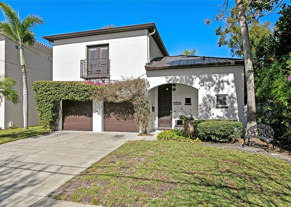 1st image of 3821 W SANTIAGO STREET