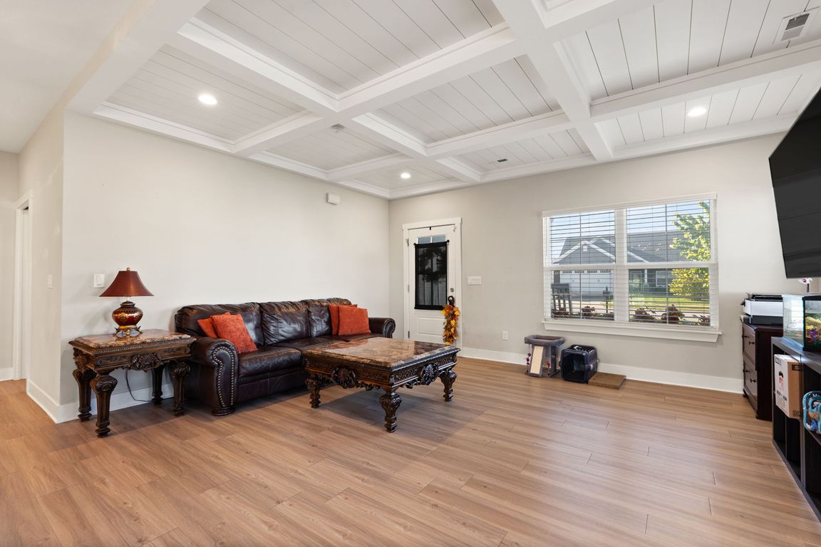 next background image