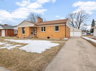 2053 Preble Ave, Green Bay, WI 54302