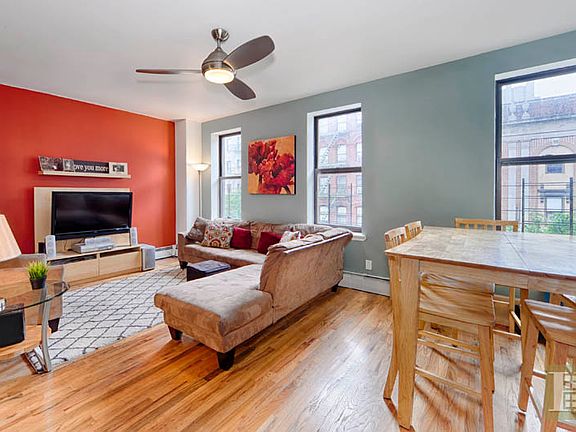 3rd image of 165 W 129th St