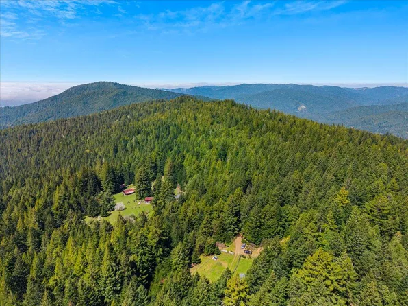5684 Cummings Creek Rd, Carlotta, CA 95528