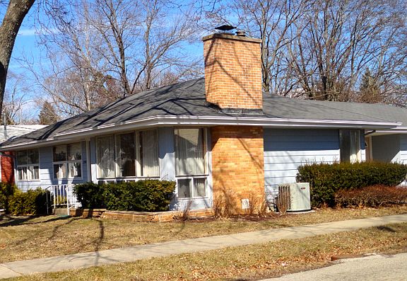 2nd image of 399 S Slusser St