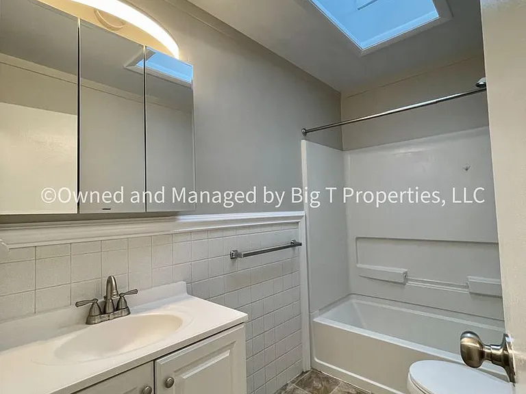16 Taylor Dr — Photo 10