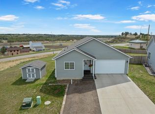 21 Meadow View Ct, Burlington, ND 58722