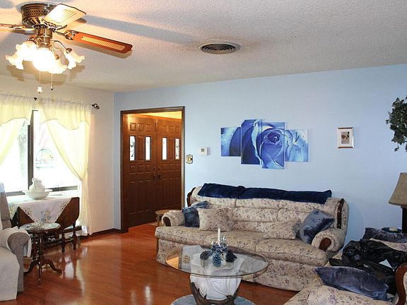 5th image of 2701 W East St