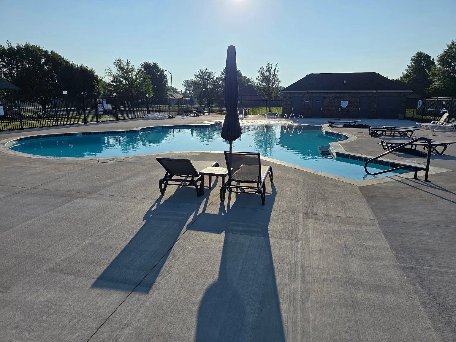4 bed, 1691 sqft, $2,000 — Photo 2