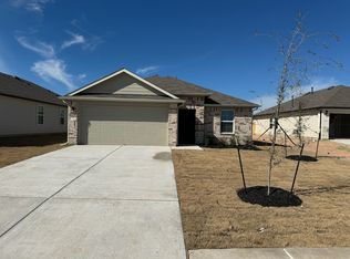 1305 Middleton Grv, Lockhart, TX 78644