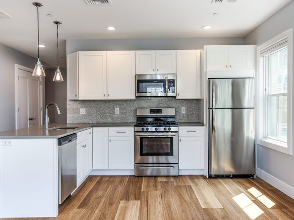 66 Main St APT 2F