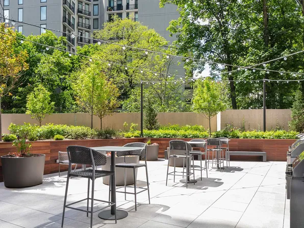 54 Crown Street image 27 of 35