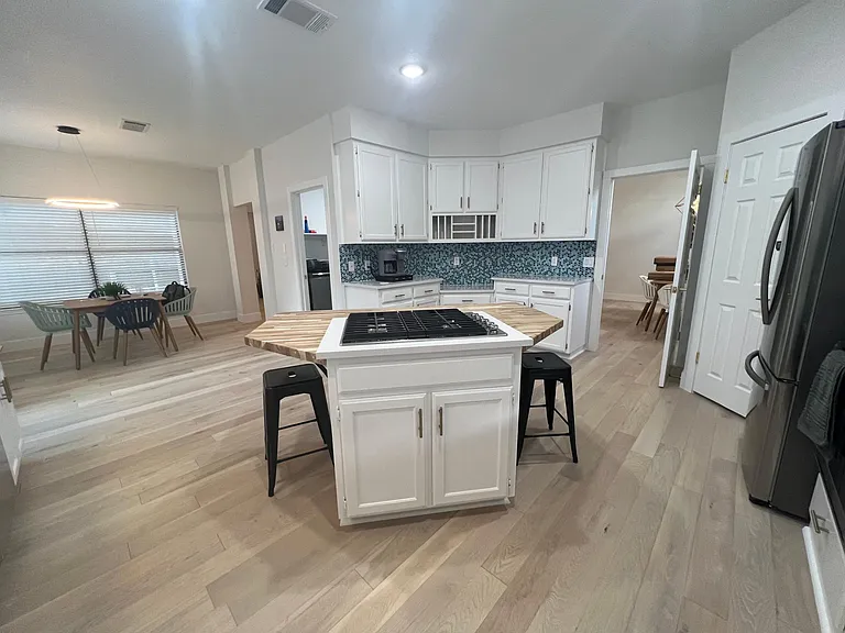 3914 Latimer Dr — Photo 19