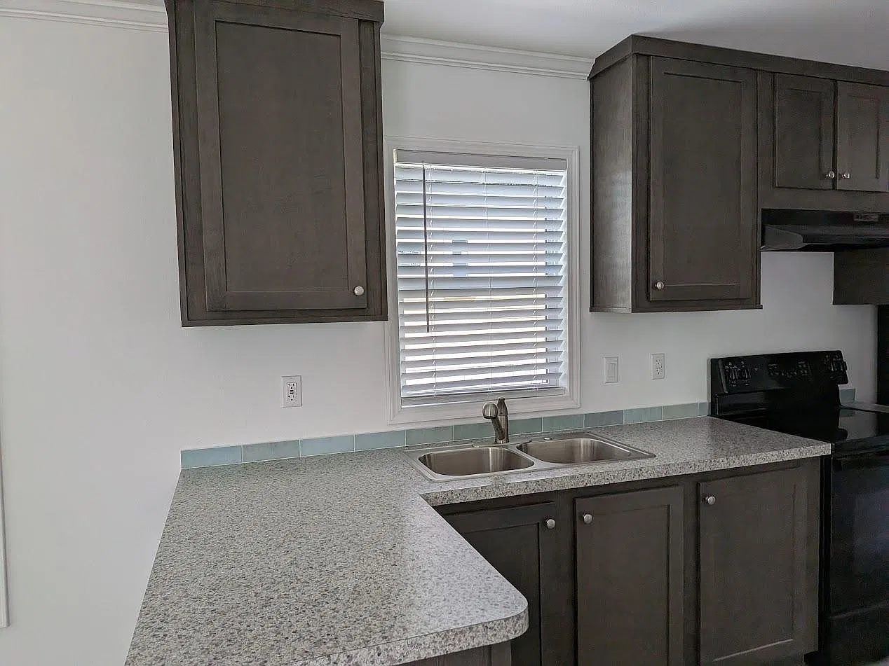 2 bed, 1.0 bath, $1,099 — Photo 3