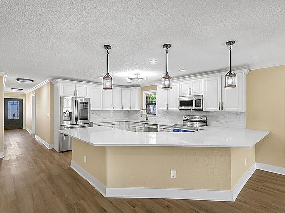 4th image of 70A Dolphin Blvd E