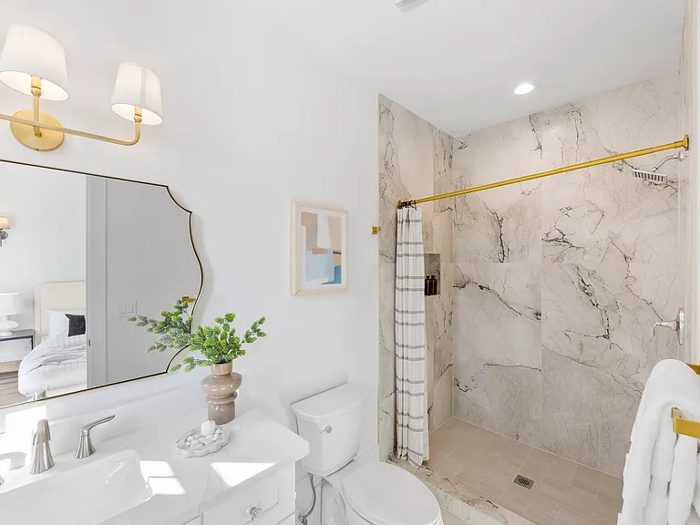932 Parkwood Ave — Photo 20