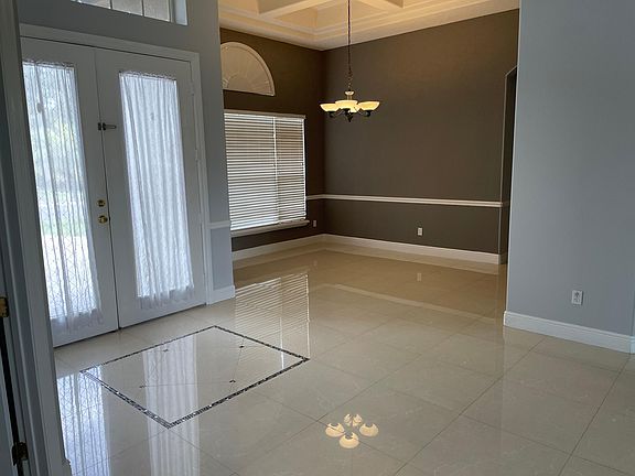 2nd image of 2078 Northumbria Dr