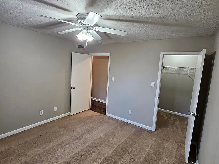 4121 Whistlers Way — Photo 6