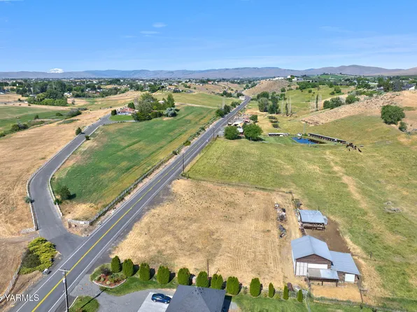 11001 Orchard Ave, Yakima, WA 98908