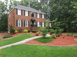 513 Westminster Dr, Rainbow City, AL 35906