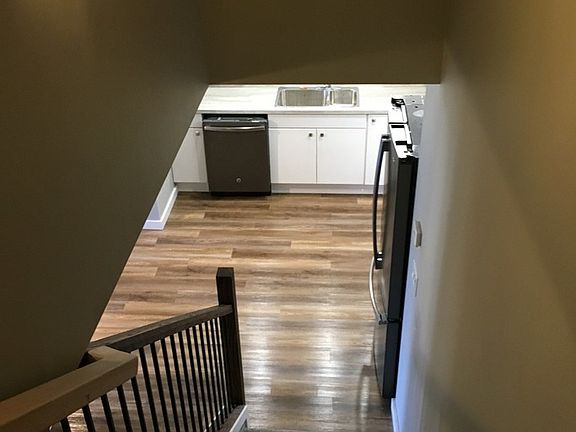 3rd image of 15403 108th Ave NW