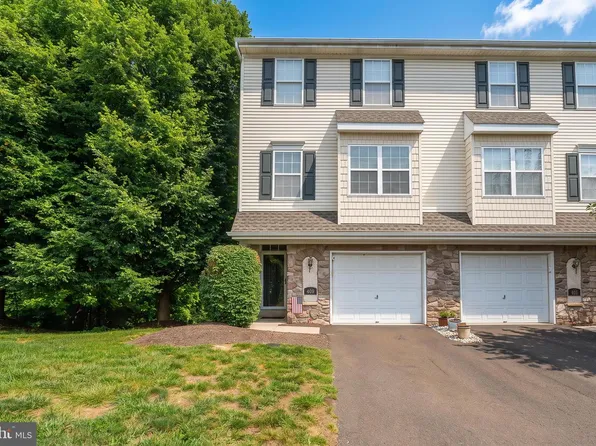 409 Fort Hill Cir, Fort Washington, PA 19034