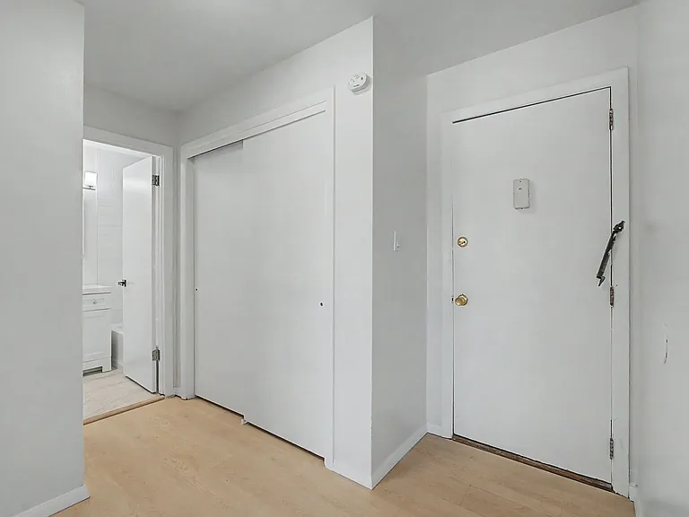 Magnolia Place Apartments — Photo 36