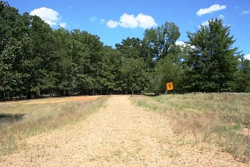 3rd image of 1633 County Road 1345
