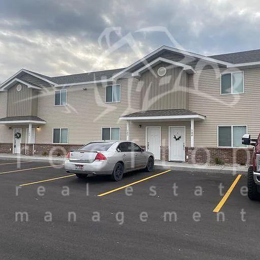 2015 Lawrence Ln #101 — Photo 1