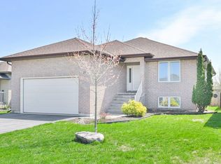24 Freedom Cres, Quinte West, ON K8V0C1
