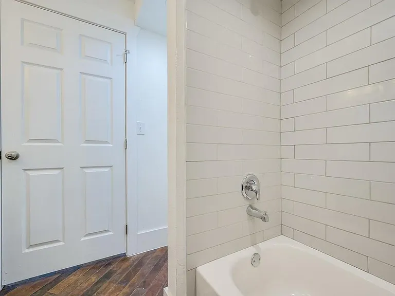 110 S Main St #206 — Photo 10