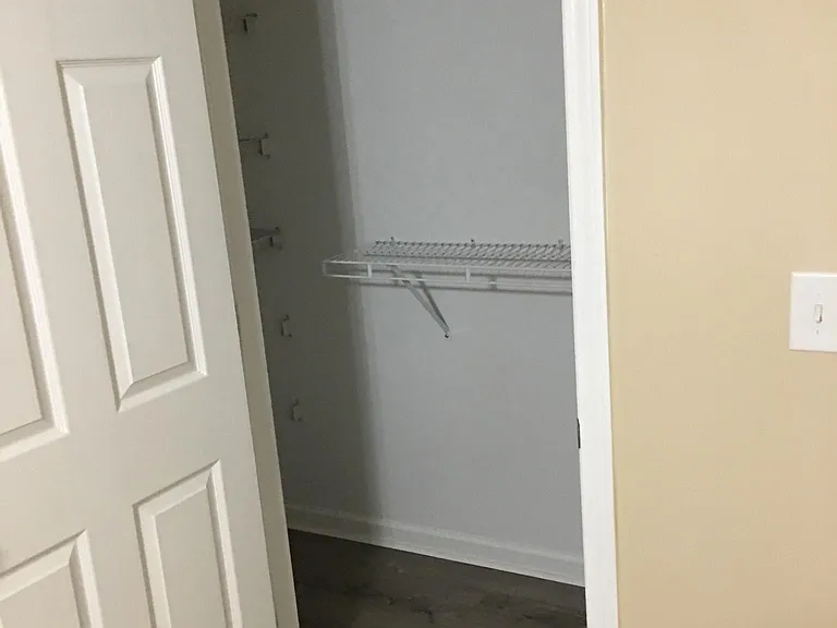 2861 Creek Bottom Ct — Photo 2