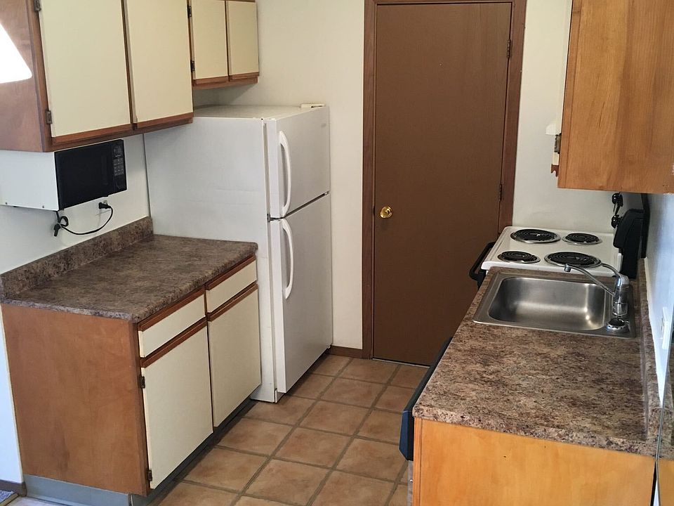 1st image of 750 N Pioneer Rd #10457569