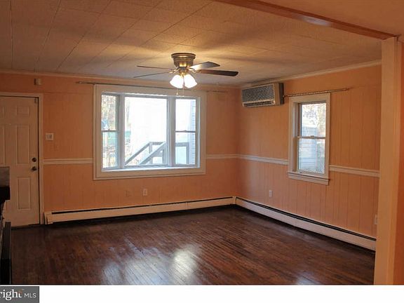 5th image of 642 Beech Ave