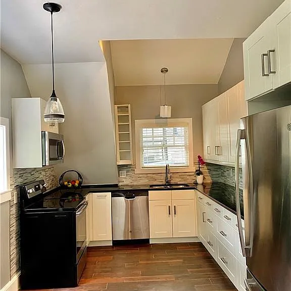232 Sydney St SE #B — Photo 2