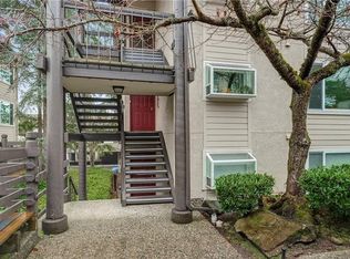 703 136th Pl NE APT A4, Bellevue, WA 98005
