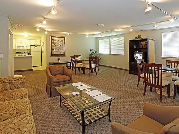 Captivating clubhouse