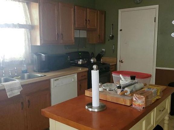 4th image of 66 Oak Ln