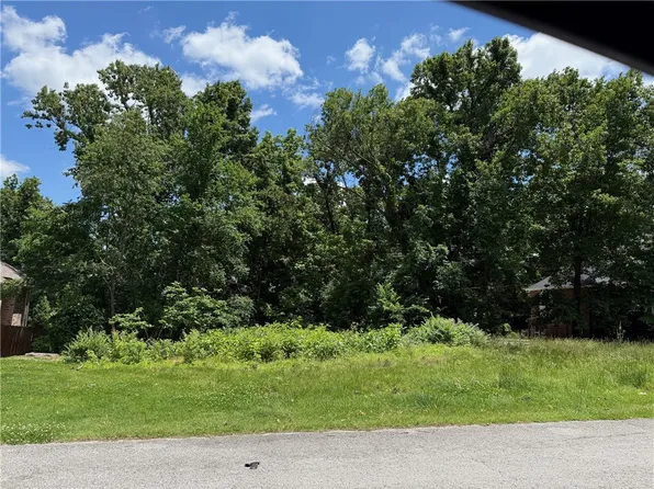 NW Turner Dr #222, Bentonville, AR 72712
