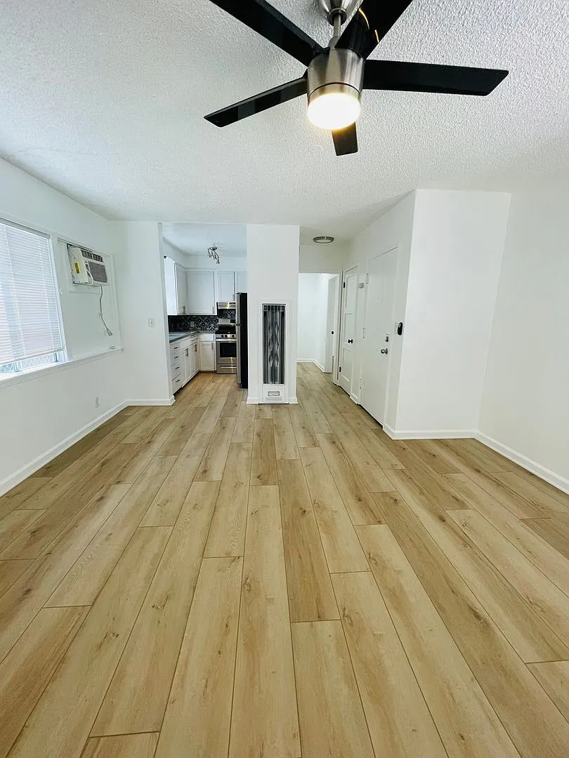 Lomelk Bungalows LLC — Photo 3