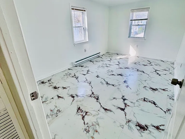 337 Lincoln Ave #2 — Photo 3