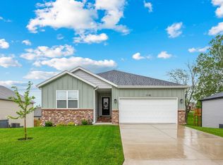 1142 S Broadview Avenue, Springfield, MO 65802