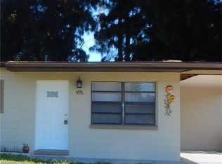 975 Lakeview Dr, North Fort Myers, FL 33903