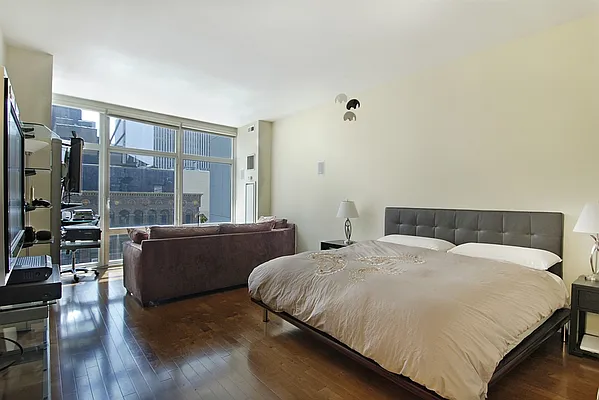 Rented by Corcoran | media 47