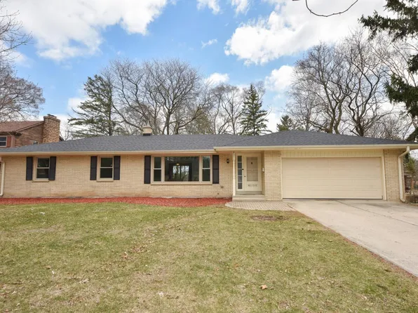 W67N578 Evergreen BOULEVARD, Cedarburg, WI 53012