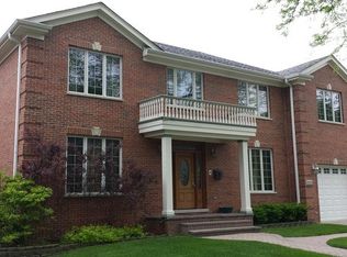 8836 Major Ave, Morton Grove, IL 60053