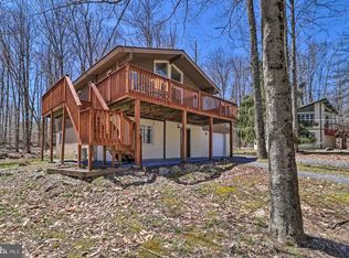 120 Moshannon Dr, Pocono Lake, PA 18347