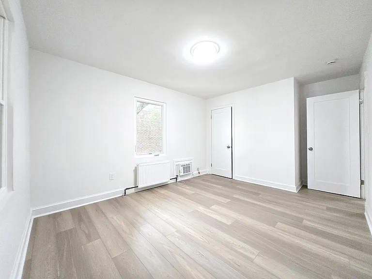 4526 Avondale St #1 — Photo 23