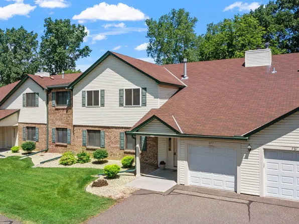 977 Heritage Ct E, Vadnais Heights, MN 55127