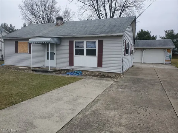 528 Barker St, Wellington, OH 44090