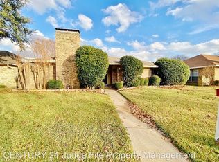 422 Brookfield Dr, Garland, TX